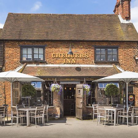 The Chequers Inn Beaconsfield Extérieur photo