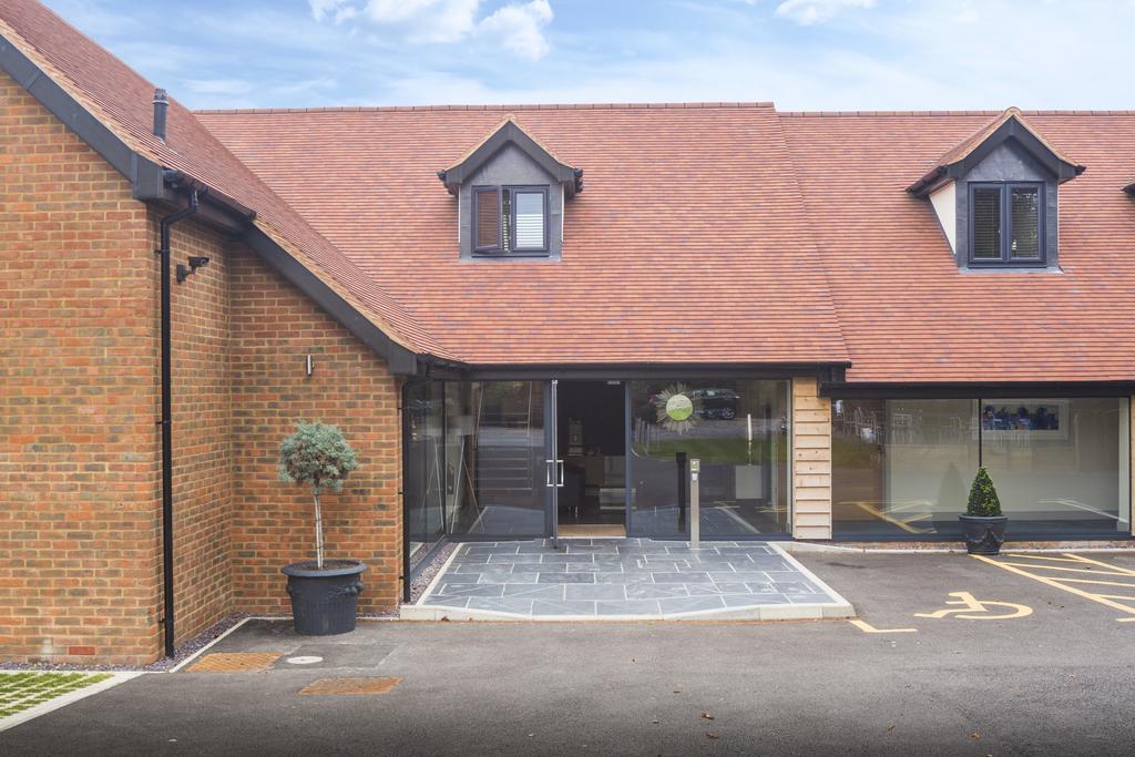 The Chequers Inn Beaconsfield Extérieur photo