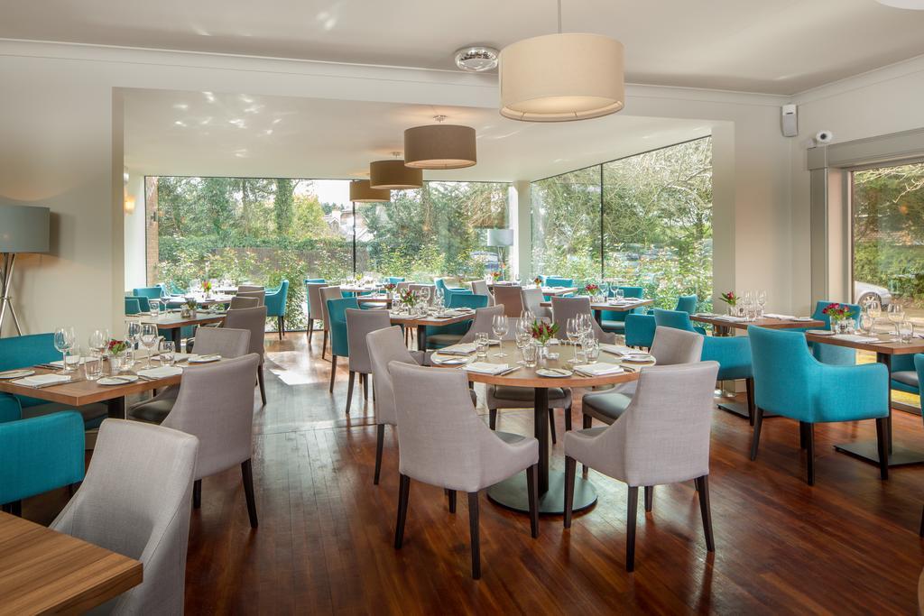 The Chequers Inn Beaconsfield Extérieur photo